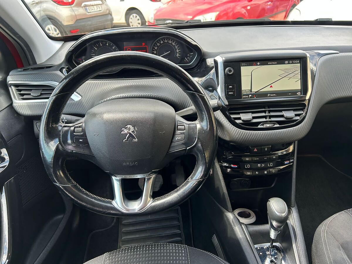 PEUGEOT 208 ALLURE 1.2 E-THP AUTO SPANISH LHD IN SPAIN 90000 MILES SUPERB 2018